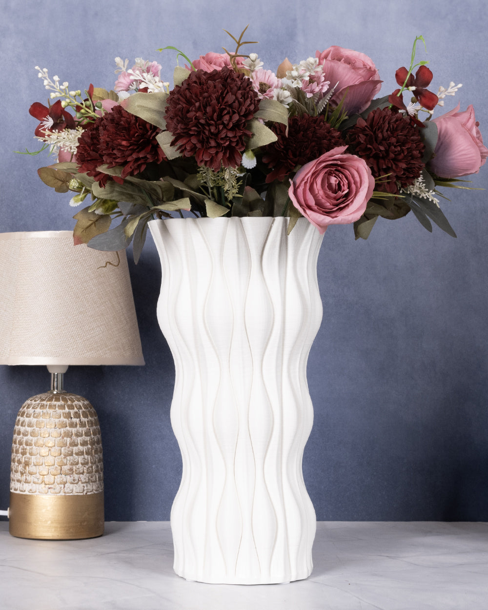 Wave vine vase