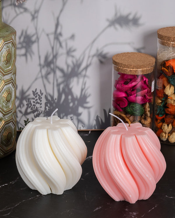 Rose Swirl Scented Candle