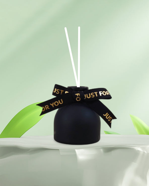 English Pear & Freesia Diffuser